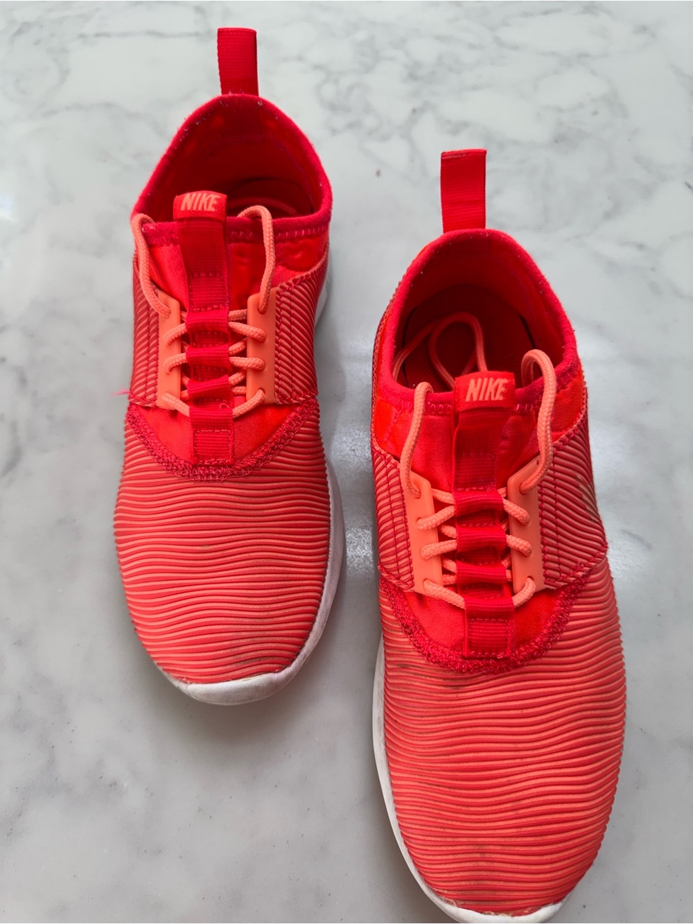 Nike Women’s Athletic Sneakers Red with Peach Accents